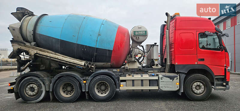 Спецтехника Volvo FM 13