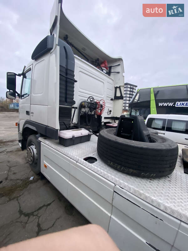 Тягач Volvo FM 9