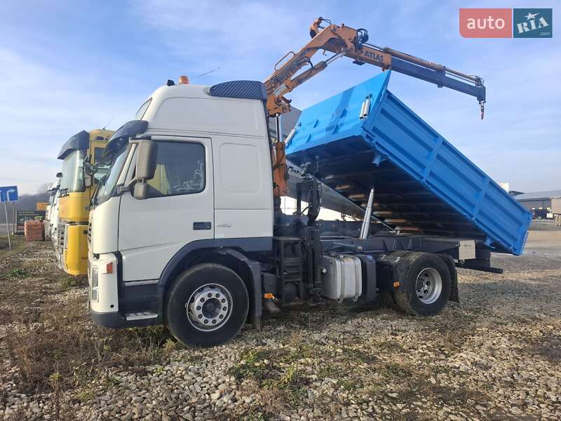 Кран-манипулятор Volvo FMX 11