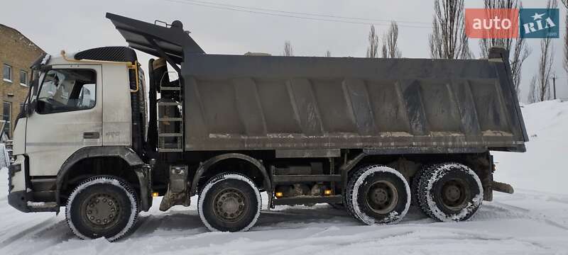 Грузовики Volvo FMX 13