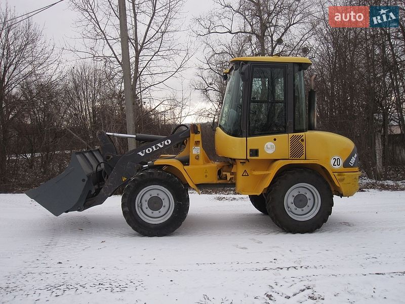 Volvo L30B