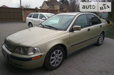 Volvo S40  2001