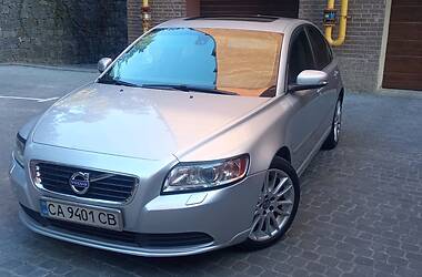 Volvo S40  2010