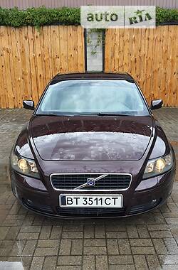 Volvo S40  2005