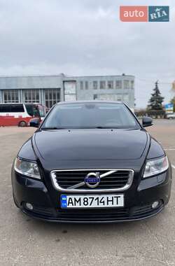 Volvo S40  2012