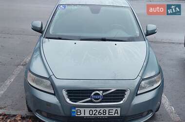 Volvo S40  2010