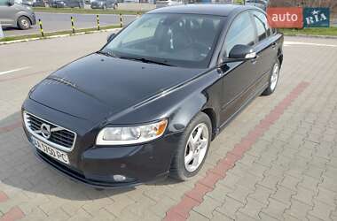 Volvo S40 2012