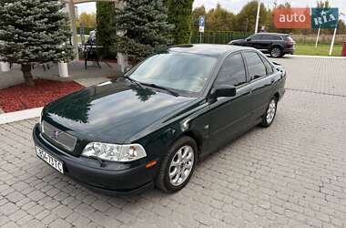 Volvo S40  2000