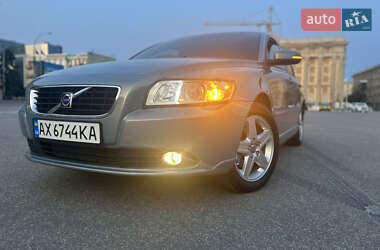 Volvo S40  2008
