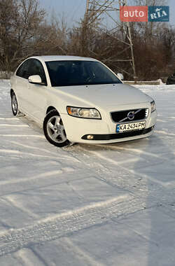 Volvo S40 2012
