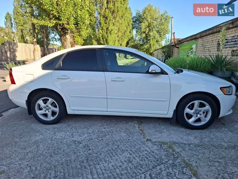 Volvo S40 2012