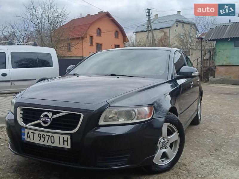 Volvo S40