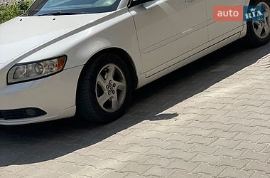 Volvo S40  2011