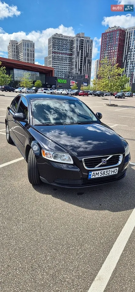 2010 Volvo S40 - мініатюра 2