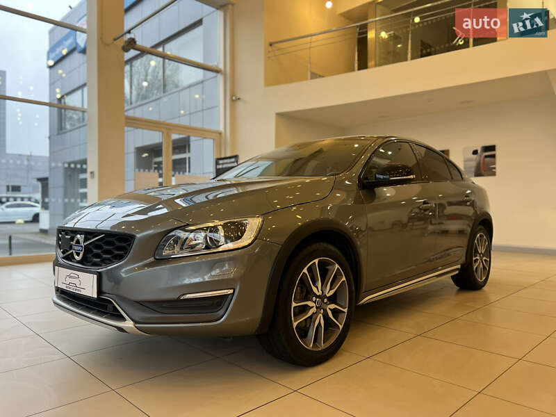 Volvo S60 Cross Country