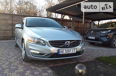 Volvo S60 Premier 2015