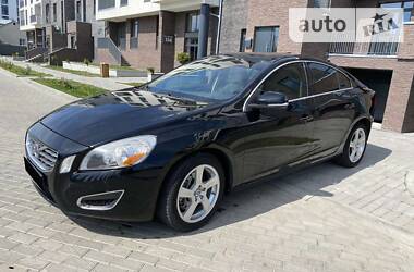 Volvo S60  2011