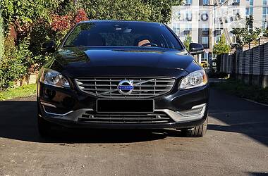 Volvo S60 R line 2015