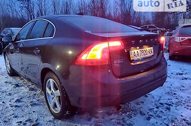 Volvo S60 T5 2011