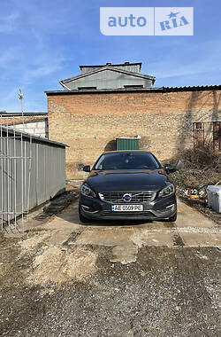 Volvo S60 AWD 2014