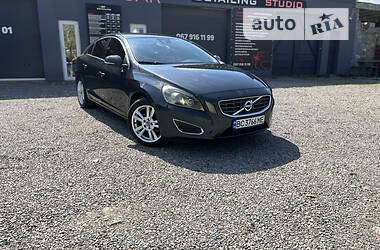 Volvo S60 2 2011