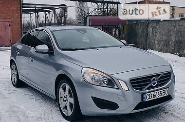 Volvo S60 T5 2013