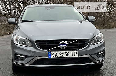 Volvo S60 AWD 2016