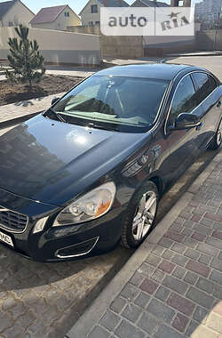 Volvo S60  2011