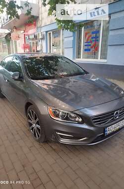 Volvo S60 Inscription Platinum 2016