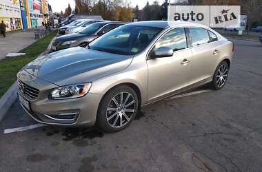 Volvo S60  2016