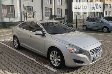 Volvo S60  2012