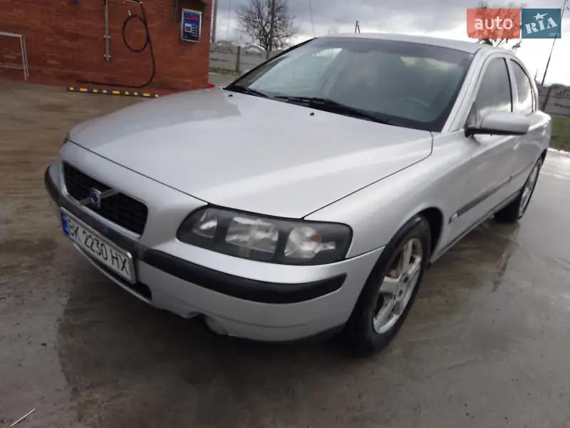 Volvo S60 2002