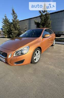 Volvo S60  2010