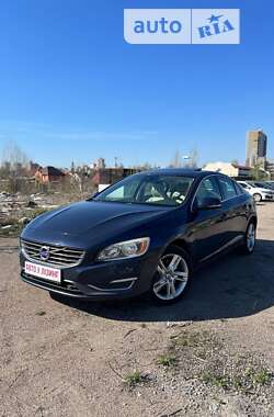 Volvo S60  2015