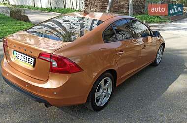 Volvo S60  2012