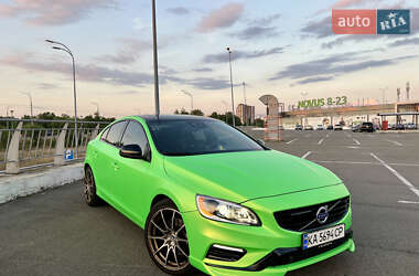 Volvo S60  2015