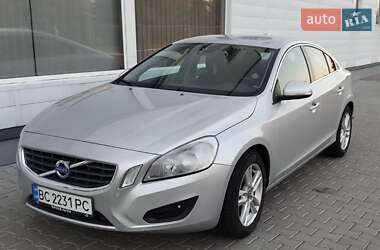 Volvo S60  2012