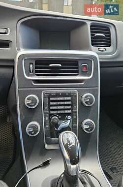 Volvo S60  2015