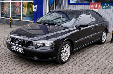 Volvo S60  2004