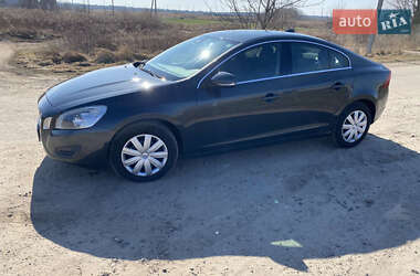 Volvo S60  2010