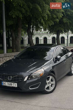 Volvo S60  2010