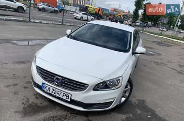 Volvo S60 2015