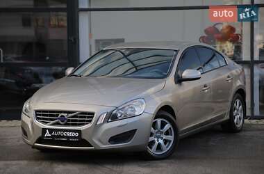 Volvo S60 2014