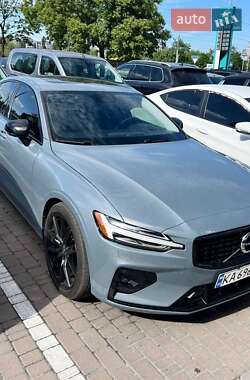 Volvo S60  2021