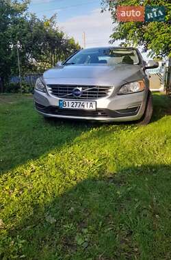 Volvo S60 2015