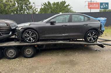 Volvo S60 2024