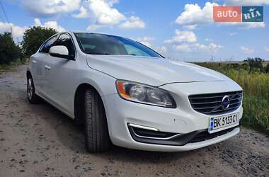 Volvo S60  2015