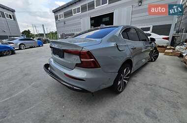 Volvo S60  2024