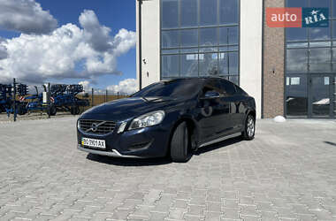 Volvo S60  2011