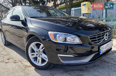 Volvo S60  2015